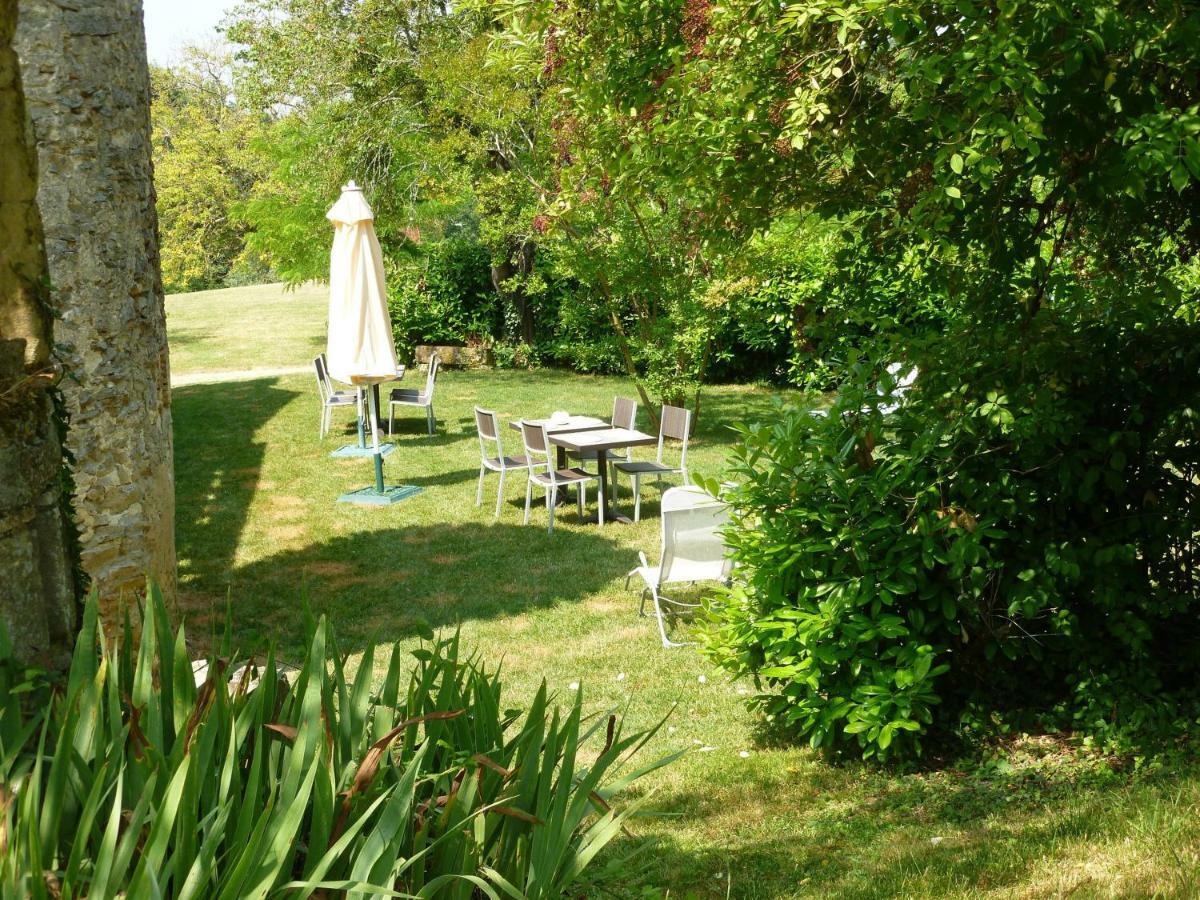 Ancien Haras De La Tour Bed & Breakfast Lamothe-Landerron Exterior photo